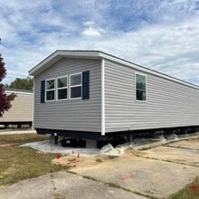 Building Photo - 3052 N Gary St