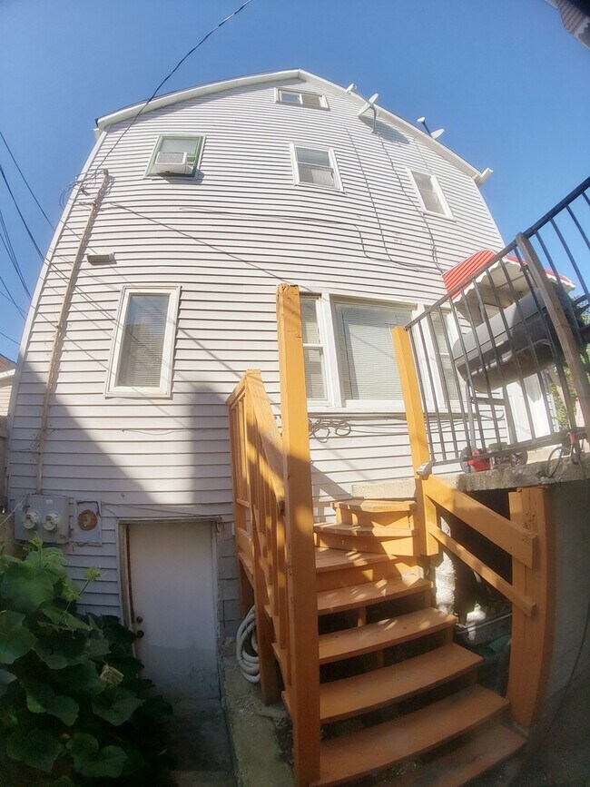 Foto del edificio - 930 W 29th St