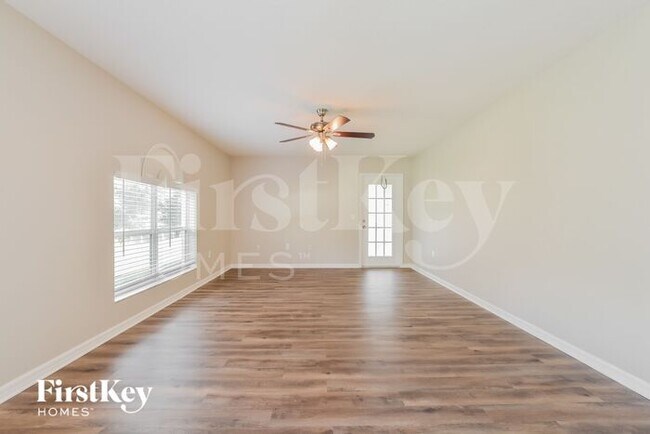 Foto del edificio - 31845 Sunpark Cir