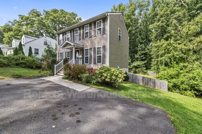 Building Photo - 2512 Libbie Ave