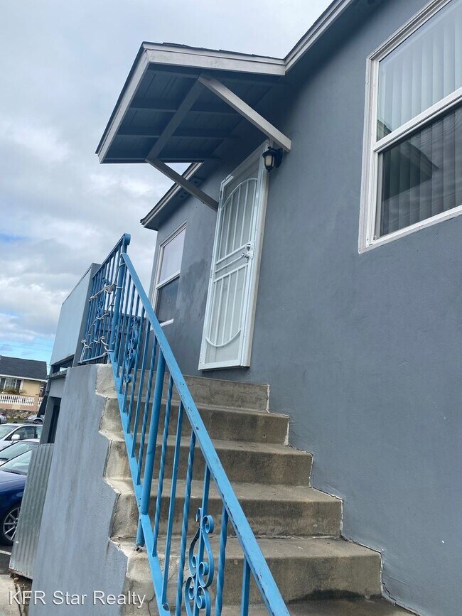 Foto del edificio - 2559-2563 Fairmount Ave