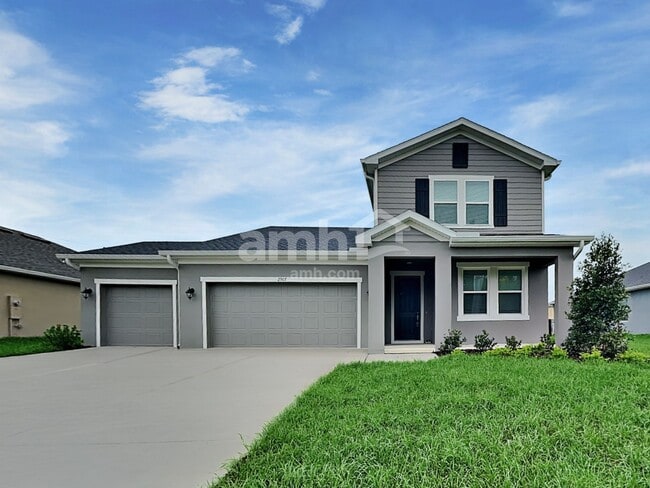 Building Photo - 2907 19th Ave W
