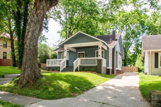 Building Photo - 1306 Douglas Ave