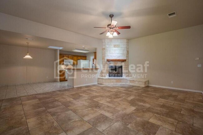 Foto del edificio - 1571 Dustin Cade Dr