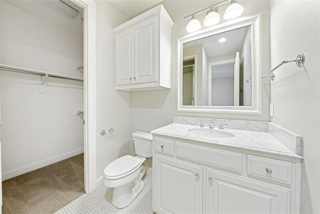 Foto del edificio - 4502 Holland Ave