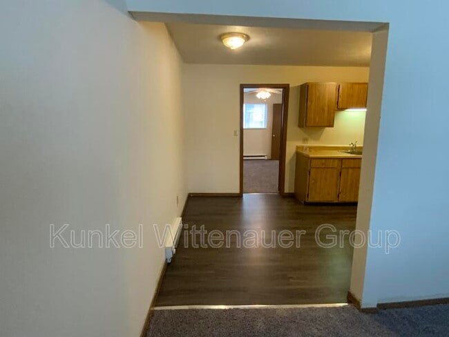 Building Photo - 2611-E Sierra Drive