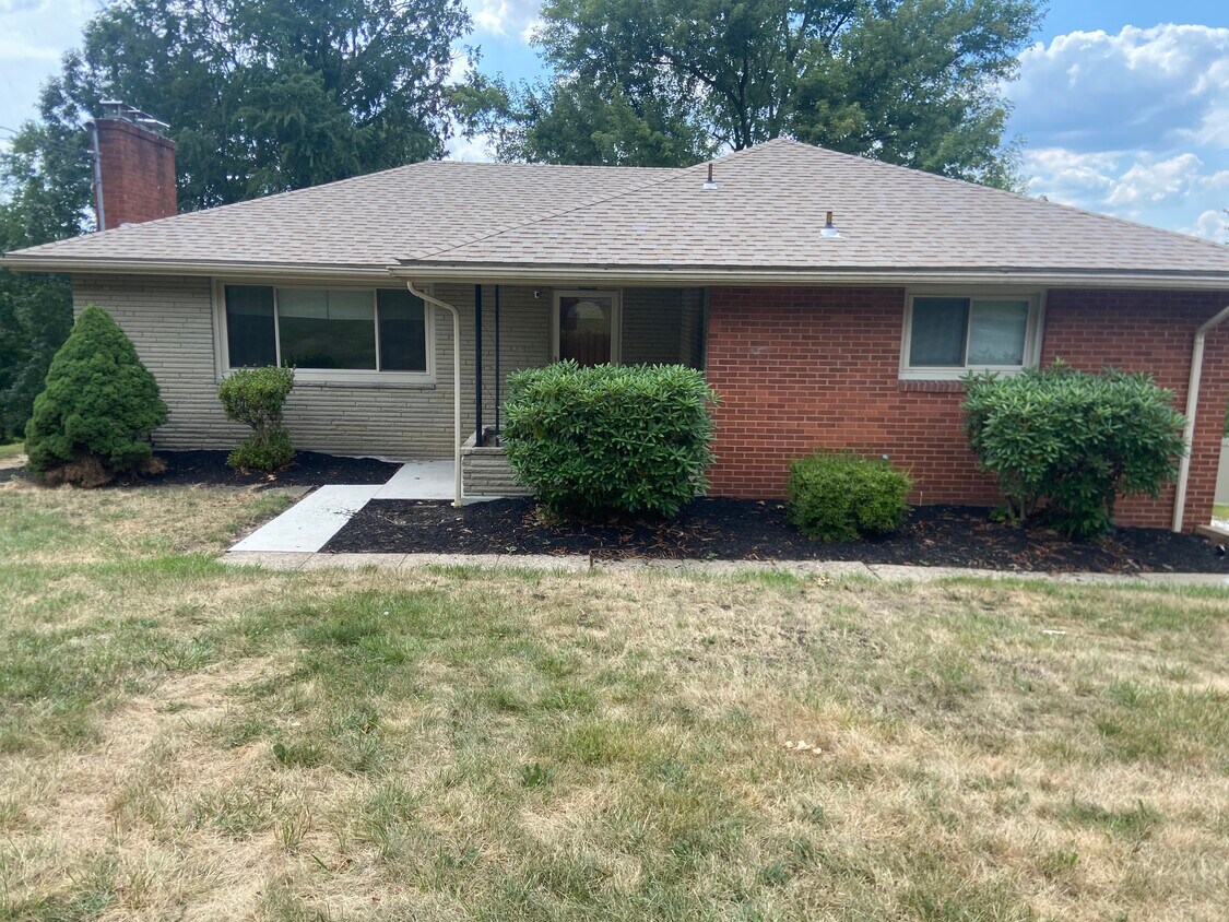 Primary Photo - 3954 Catherine Dr