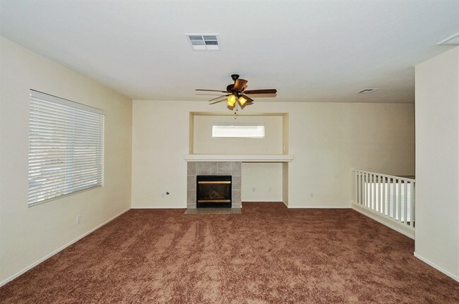 Foto del edificio - 7032 Azure Beach St