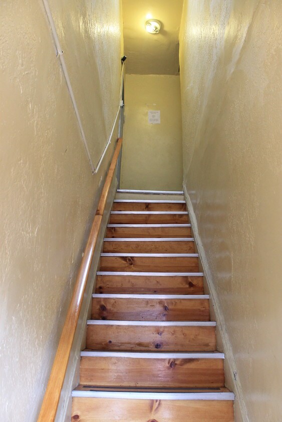 Foto principal - 214 Tapscott St