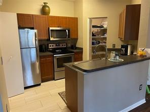 Building Photo - 2141 Portofino Pl