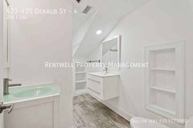 Photo - 423-425 Dekalb St-4 Apartment