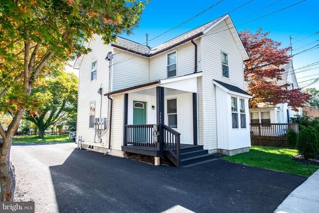 Building Photo - 133 Alice Ann St