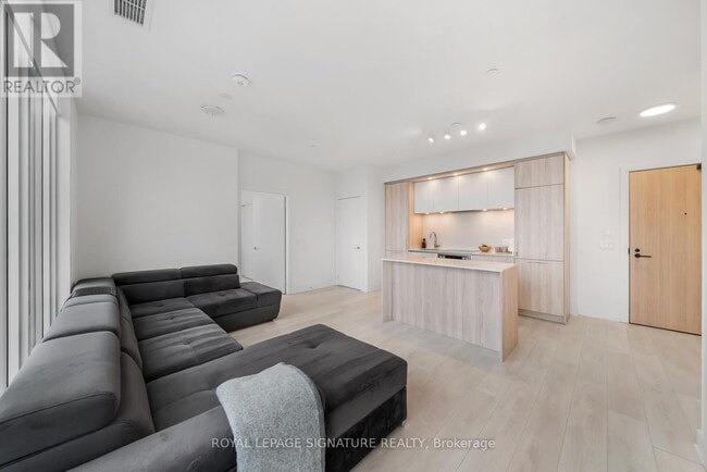 Building Photo - 35 Mercer St