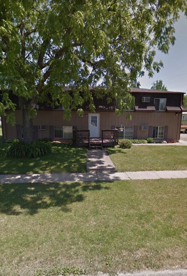 Building Photo - 2701 5th Ave