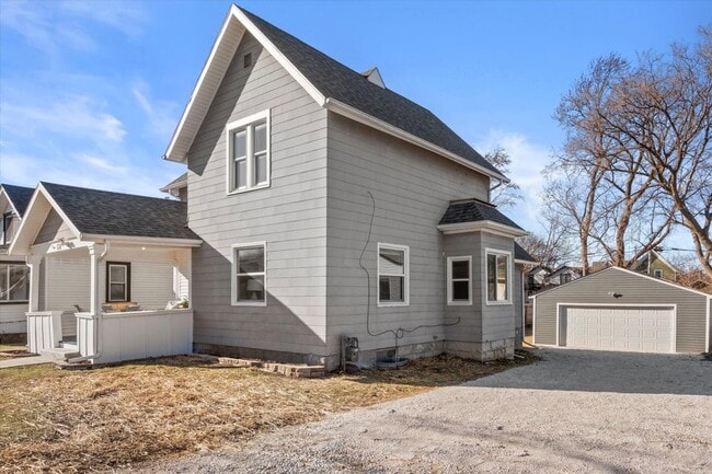 Building Photo - 138 Carroll St