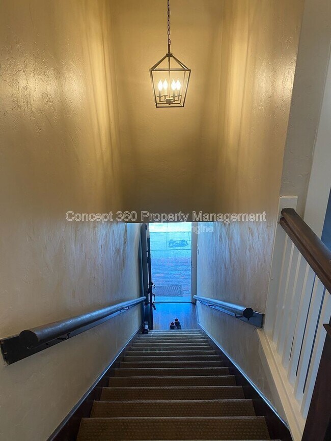 Foto del edificio - 1144 E Appleton St