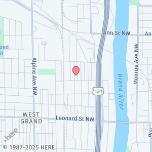 Foto principal - 1516 Quarry Ave NW