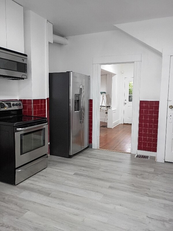 Foto del edificio - 547 NE Knott St