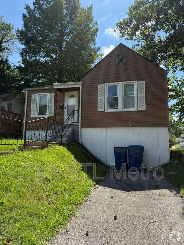 Building Photo - 2516 Tyrell Dr