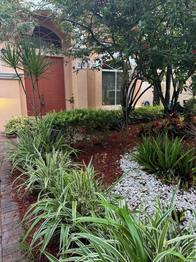 Building Photo - 759 Gazetta Way