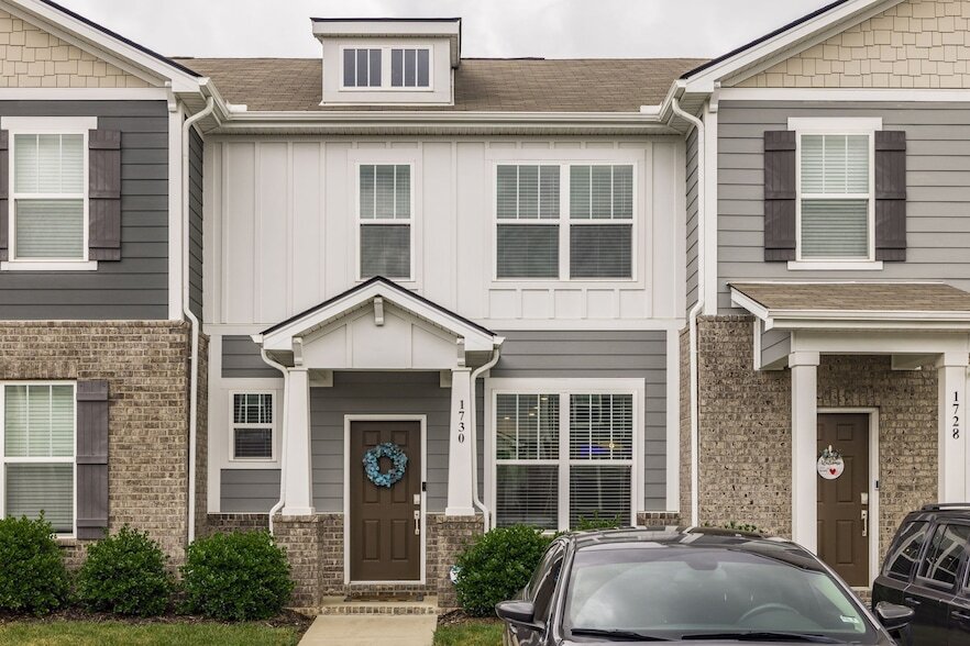 Photo - 1730 Frodo Way Unit