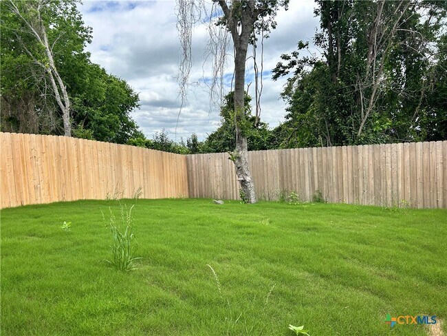 Building Photo - 315 A Riptide Dr