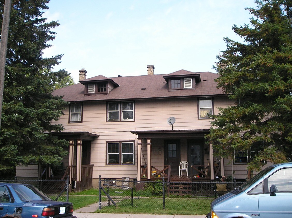 Primary Photo - 125 N 1st St