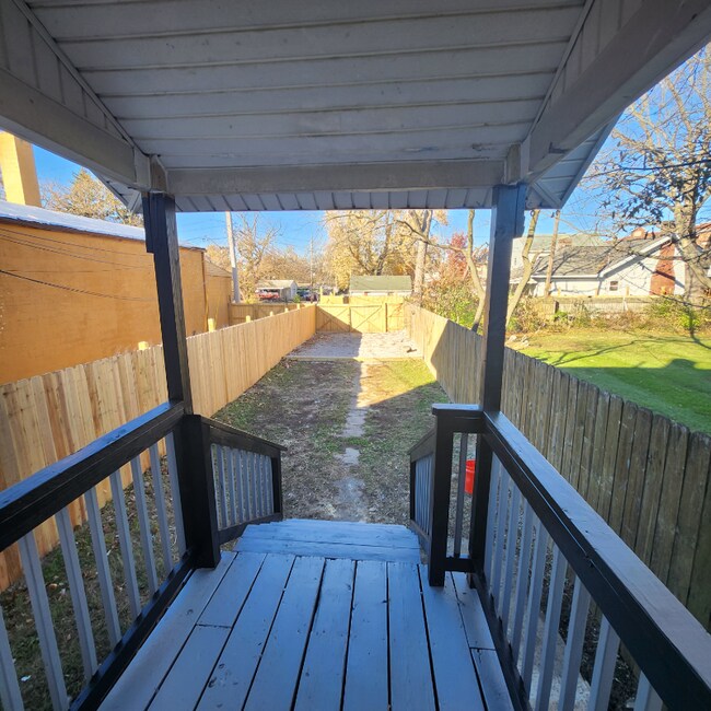 Foto del edificio - 1336-1338-1338 Sullivant Ave