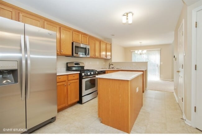 Building Photo - 1409 Sturgeon Bay Ct