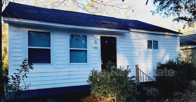 Building Photo - 1106 W Davidson Ave