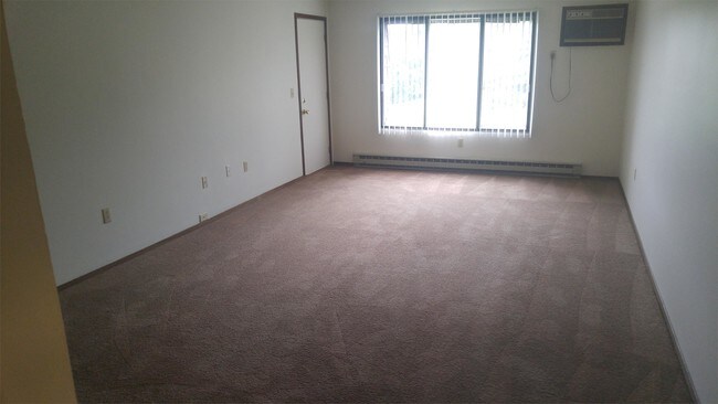 Building Photo - 927 Klemp St