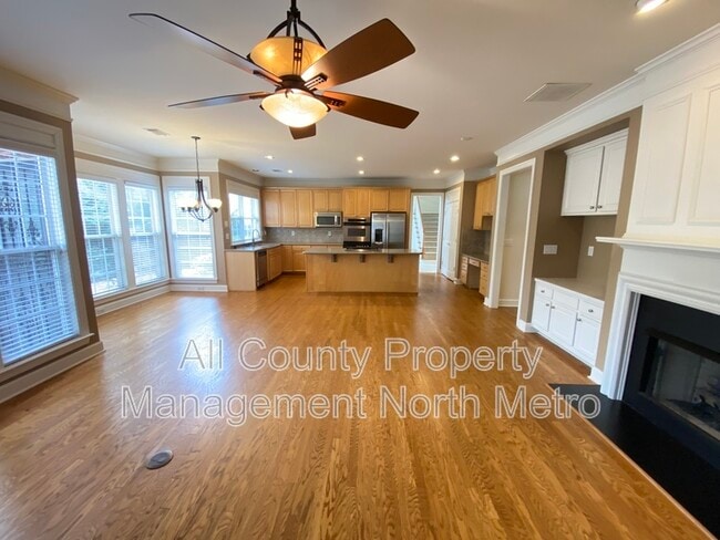 Building Photo - 2024 Belridge Ct