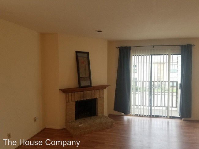 Foto del edificio - 3220 69th St