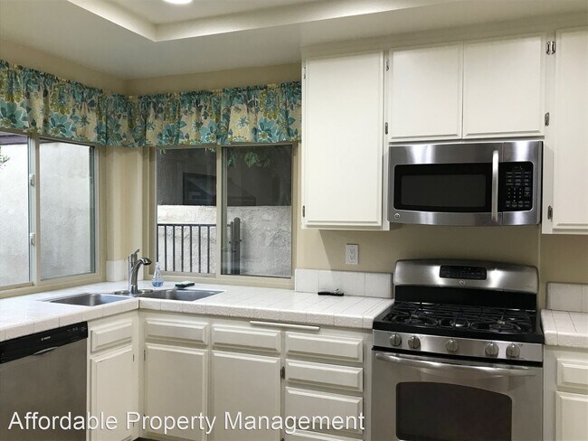 Building Photo - 3 br, 2 bath House - 917 Elleray Pl.