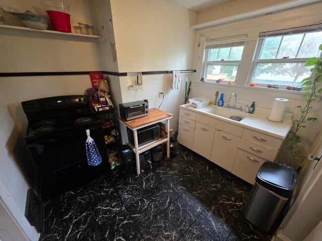 Foto del edificio - 2840 3rd St