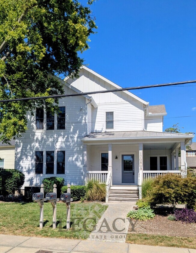 Foto principal - 1708 4th Ave N