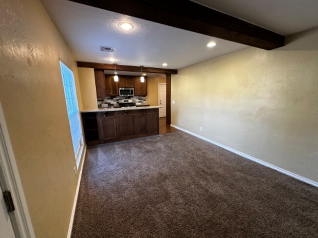 Foto del edificio - 2428 NW 32nd St