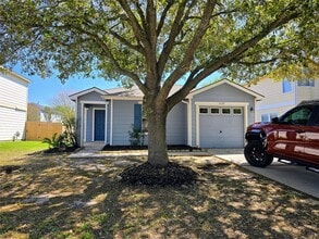 Building Photo - 6527 Fairbrook Park Ln