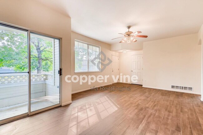 Foto del edificio - 12953 Lafayette St
