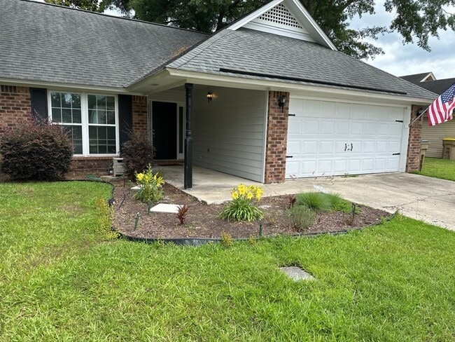 Building Photo - 112 Teal Lake Dr