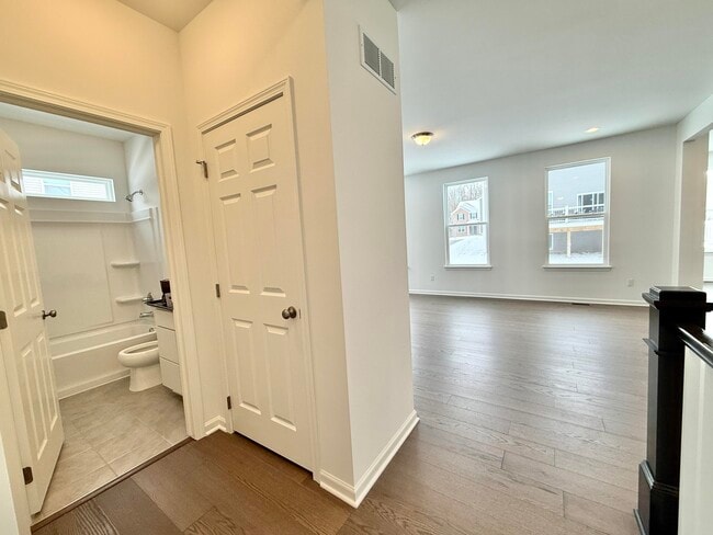 Foto del edificio - 6173 S Trailwoods Dr