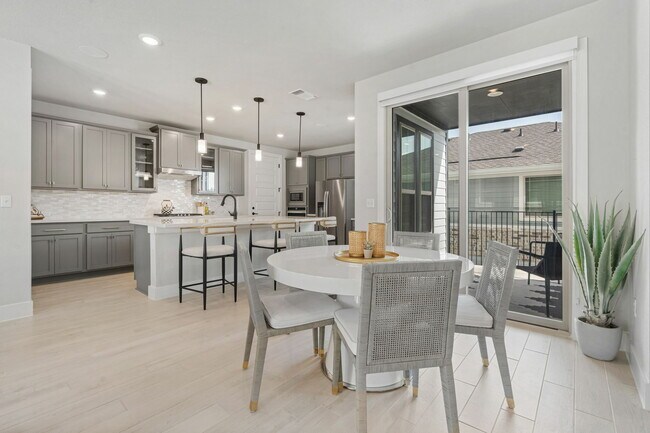 Building Photo - 8214 Talferd Trl