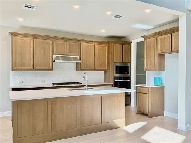 Building Photo - 2017 Montgomery Ln