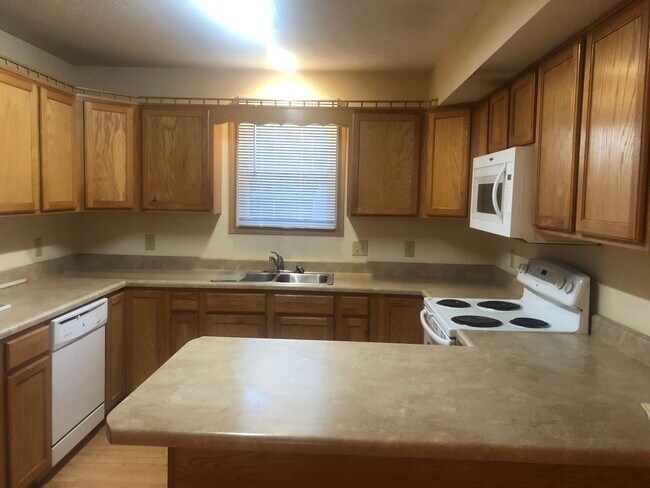Foto del edificio - 244 N 34th St