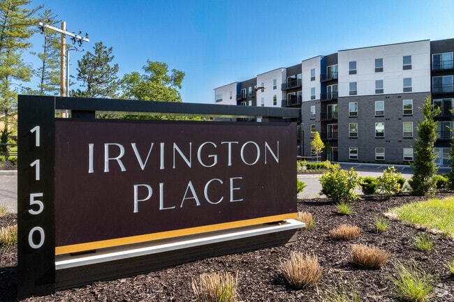 Building Photo - Irvington Place