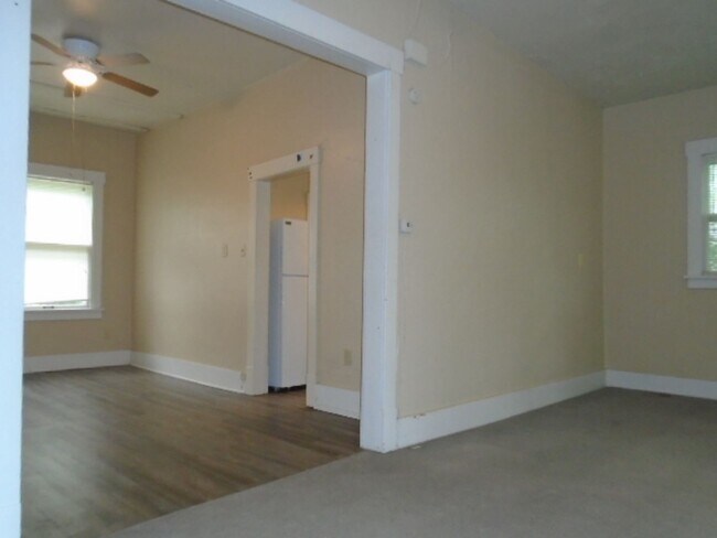 Foto del edificio - 1810 Leavenworth St