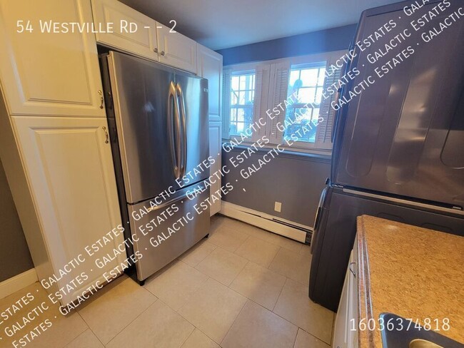 Building Photo - 1st floor/lower level 2 bed 1 bath recentl...