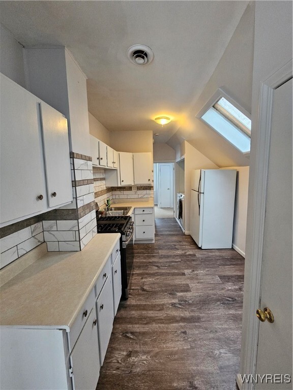 Building Photo - 53 Bellevue Ave