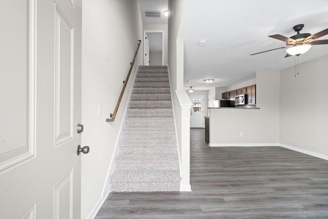 Interior Photo - 931 Professional Park Dr