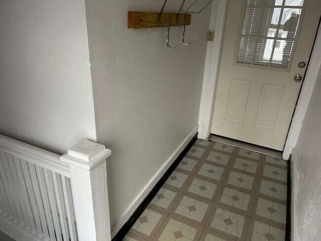 Foto del edificio - 409 Eastern Ave